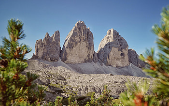Tre Cime di Lavaredo, South Tyrol, Italy, dolomites, alps, rocks, peaks, sky HD wallpaper