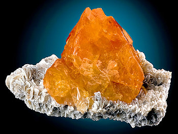 EXCEPTIONAL!! Large crystal of deep orange Scheelite on Muscovite!, shining, crystals, scheelite, mineral HD wallpaper