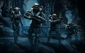 Halo 5 , Multiplayer mayhem, Intense gaming, Master Chief returns HD wallpaper
