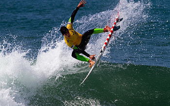 Rodeo flip, Surfing HD wallpaper