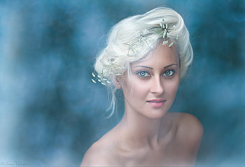 Enchanting Eyes, white hair, green, eyes, face, flowers, pleasant, beauty, enchanting HD wallpaper