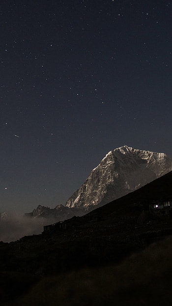 Night Sky Near Mountain HD phone wallpaper