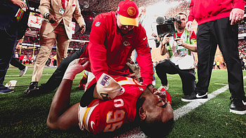 Kansas City Chiefs Super Bowl Celebration - NFL, football, NFL, super bowl, Sports, Kansas City Chiefs HD wallpaper
