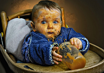 Carrot explosion, blue, cute, baby, john wilhelm, fetita, copil, creative, glass, sweet, situation, girl, food, orange, jar, funny, child HD wallpaper