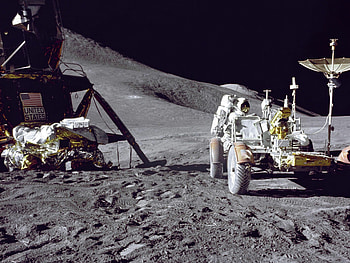 Apollo 15, Man on the Moon HD wallpaper