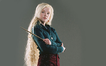 Luna Lovegood, Harry Potter character, Quirky , Magical world HD wallpaper