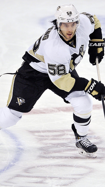 Kris Letang, High-quality , 2943x2376 resolution, Mobile HD phone wallpaper
