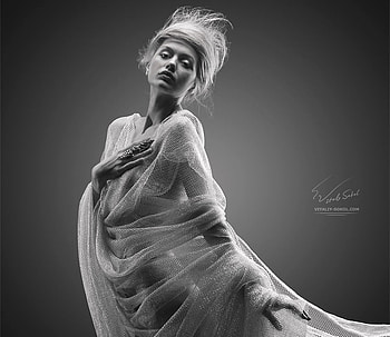 BEAUTY ~ WOMAN IN BW, style, abstract, graphy, portrait, bw, woman, beauty HD wallpaper