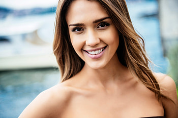 Jessica Alba Hurriyet 2017, jessica-alba, celebrities, girls HD wallpaper