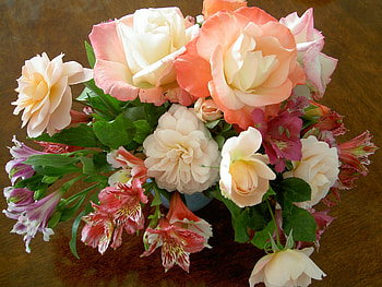 Flowers, Roses, Lilies, Bouquet, Vase, Composition HD wallpaper