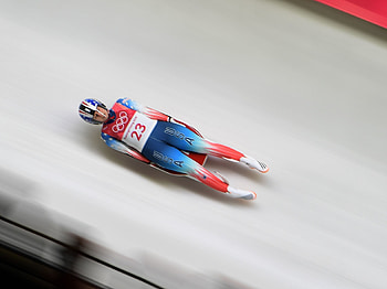 Emily Sweeney, Luge HD wallpaper