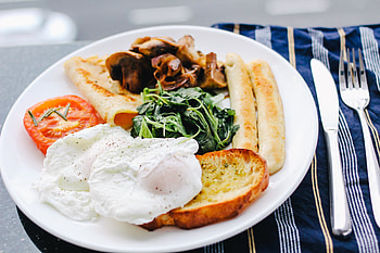 Food, Vegetables, Scrambled Eggs, Bread, Breakfast, Sausages HD wallpaper
