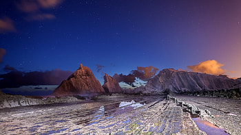 starry sky over rocky mountain lake, sky, stars, mountains, water, rocks HD wallpaper