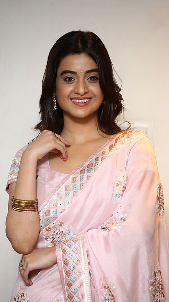 Dharshana banik, saree beauty HD phone wallpaper