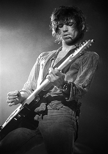 Keith Richards, Pinning tribute, Rock 'n' roll inspiration HD phone wallpaper