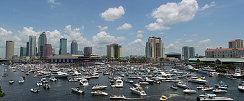 Tampa Skyline, Harbor with ships HD wallpaper