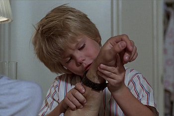Kramer vs. Kramer, Dustin Hoffman's watch, Film trivia, Stylish accessory HD wallpaper