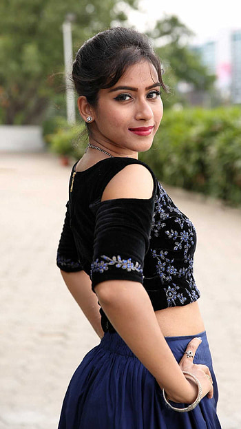 Preeti, model, actress HD phone wallpaper