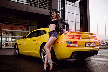 Cowgirls Favorite Toy. ., Chevy, style, cowgirl, cars, brunettes, Americana, outdoors, Camaro, western, hats HD wallpaper