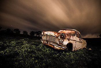 Wrecked Vintage Car, wrecked, vintage, cars HD wallpaper