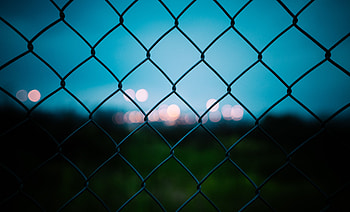 Glare, Miscellanea, Miscellaneous, Blur, Smooth, Grid, Fence, Bokeh, Boquet, Lattice, Trellis HD wallpaper