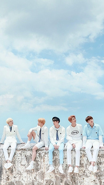 Bts Group , Sky Background HD phone wallpaper