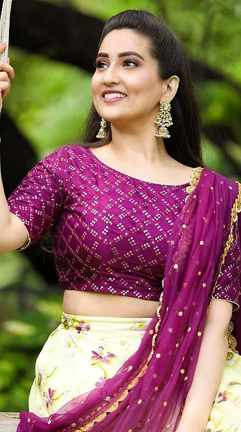 Manjusha, telugu actress, anchor, model HD phone wallpaper