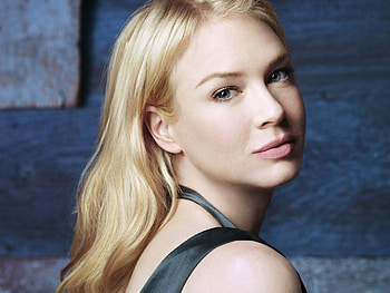 Renee Zellweger HD wallpaper