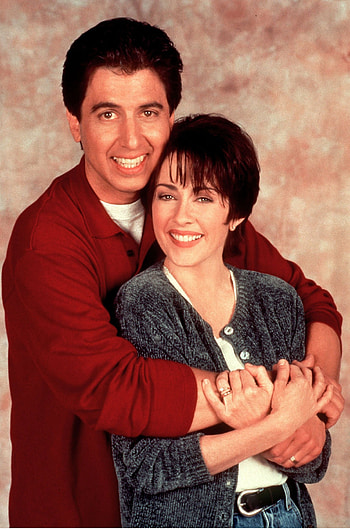 Everybody Loves Raymond, TV Series, Debra Barone, Artofit HD phone wallpaper