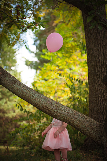 Miscellanea, Miscellaneous, Wood, Tree, Holiday, Balloon, Child, Dress HD phone wallpaper