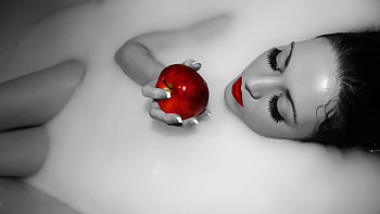 Black, White and Red, apple, bathtub, abstract, bubbles HD wallpaper