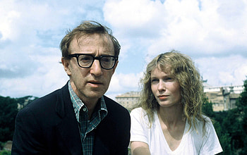 Woody Allen, Babi Christina Engelhardt, Twisted druggy threesomes, Allen and Mia Farrow HD wallpaper