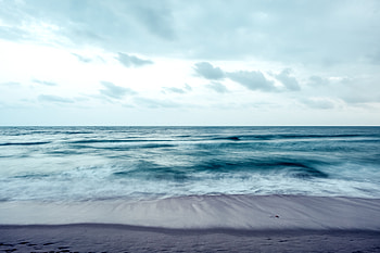 Blue sea, beach, sea waves, nature HD wallpaper