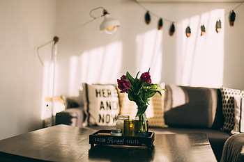 Flowers, Candles, Miscellanea, Miscellaneous, Room, Vase HD wallpaper