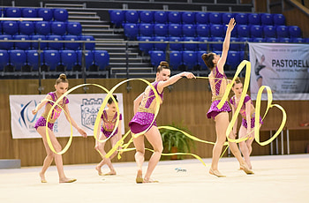 Group performance, Rhythmic Gymnastics HD wallpaper