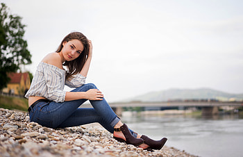 Girl Sitting Rocks Hands In Hair Looking , girls, model HD wallpaper
