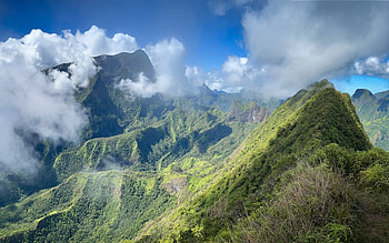 Mountains in Tahiti, clouds, nature, mountains, islands HD wallpaper