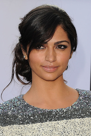 Camila Alves, Lopsided tousled bun, Beauty spotlight Camila, McConaughey hair styles HD phone wallpaper