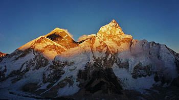 Mount Everest , Breathtaking view, Majestic beauty, graphers' delight HD wallpaper
