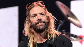 Taylor Hawkins, Death, Benzodiazepines, Drummers Body HD wallpaper