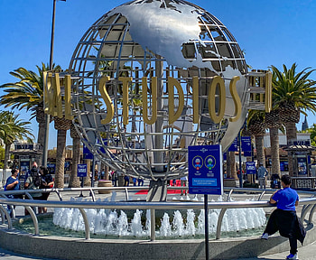 Universal Studios Hollywood, Mask mandate update, Indoor safety measure, Disney food blog HD wallpaper