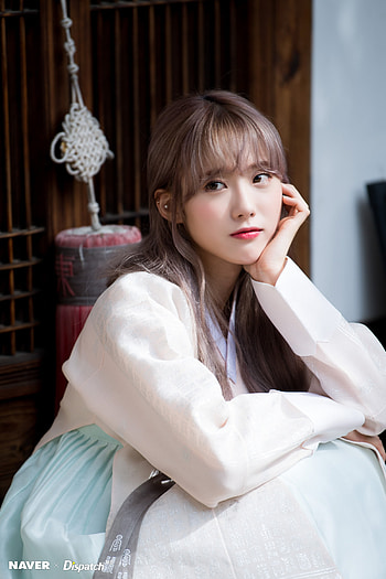Naver x Dispatch, Luda, Cosmic Girls HD phone wallpaper
