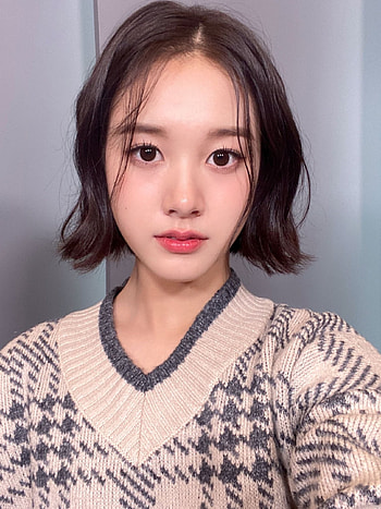 STAYC, K-pop, Music, J HD phone wallpaper