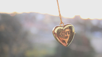 Love, Heart, Decoration, Mood, Chain, Pendant, Coulomb, Accessory HD wallpaper