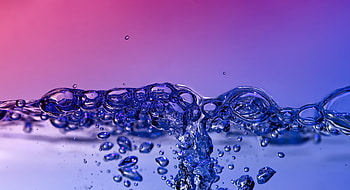 Air bubbles, water, close up HD wallpaper
