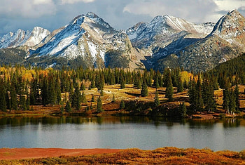 Mountains, clouds, trees, river HD wallpaper