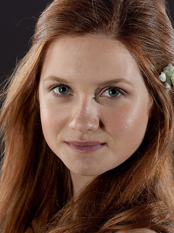 Ginny Weasley, Posted by john mercado HD phone wallpaper