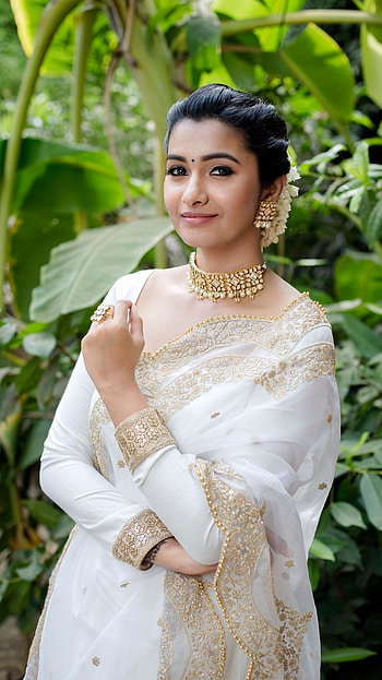 Priya Bhavani shankar, tamil actress HD phone wallpaper