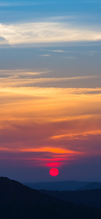 sun , Mobile delight, Digital art, Screensaver-worthy HD phone wallpaper
