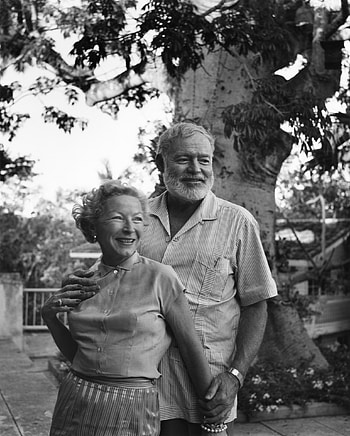 Ernest Hemingway, Restoration center, Yousuf Karsh, Poetry foundation HD phone wallpaper